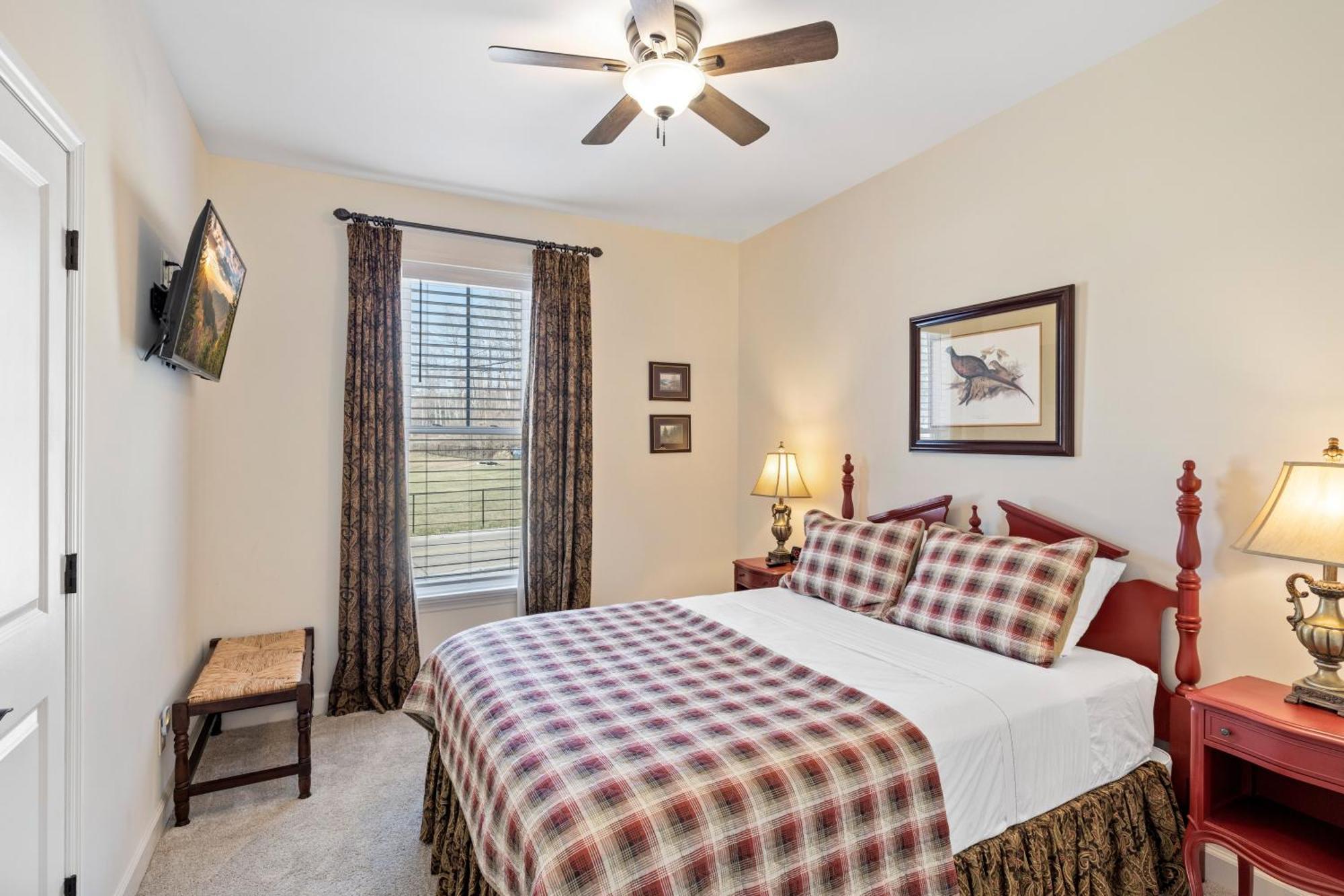 Bear Pass Is A 3 Bed 2 Bath Craftsman Style Home Located Within Walking Distance To Dt Gatlinburg Eksteriør billede